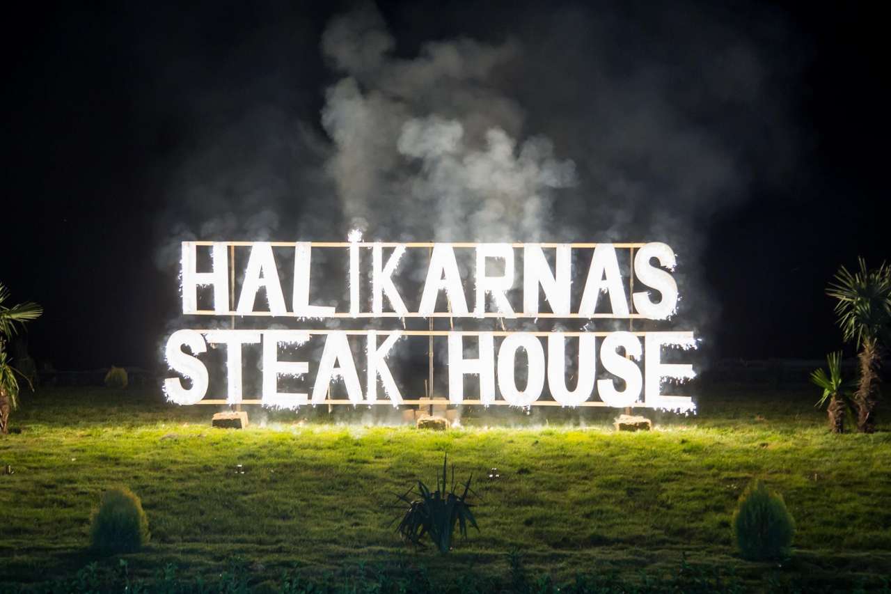 "Halikarnas steak house"- праздничный вечер с участием звезд на берегу Каспия в Баку (ФОТО)