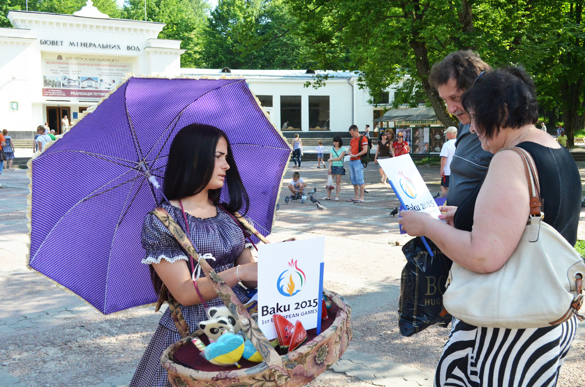 В Трускавце прошла праздничная акция,  посвященная Евроиграм 2015 года в Баку (ФОТО)
