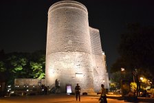 Баку-2015: В самом сердце столицы - прогулка по вечернему Баку (ФОТО - часть первая)
