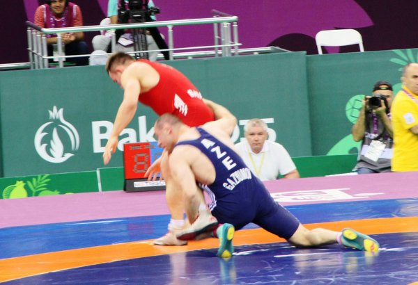 Азербайджанский борец вышел в финал соревнований Евроигр