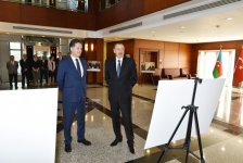 Президент Азербайджана посетил посольство Турции