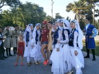 Гости Евроигр станцевали "Яллы" - искусство национальной одежды (ФОТО)