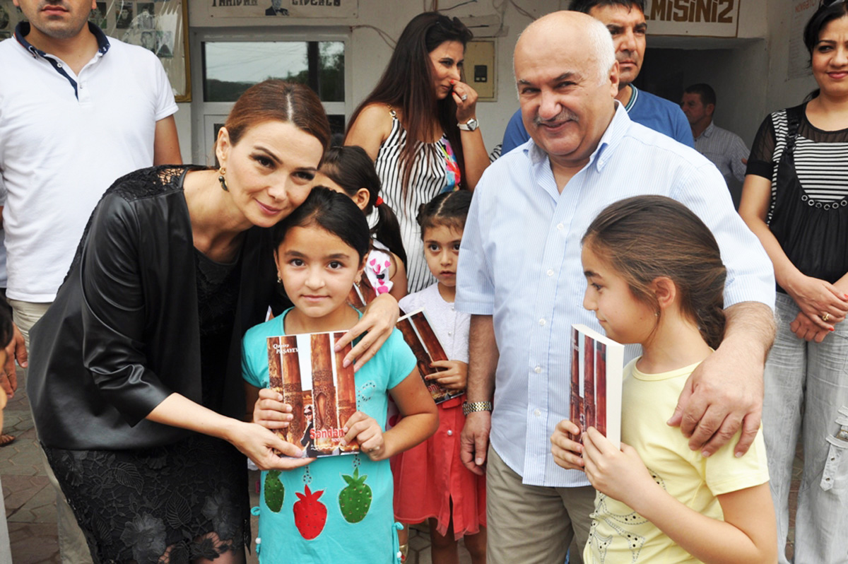 Глава TUSİAB принял участие в "Празднике книги" в Товузе (ФОТО)