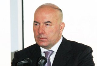 Эльман Рустамов рассказал о курсе маната