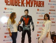 Как в Баку спасли мир, или Рожденный ползать взлетел до небес (ФОТО)