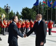 В Баку состоялась церемония официальной встречи президента Совета Европейского Союза (ФОТО)