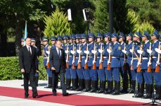 В Баку состоялась церемония официальной встречи президента Совета Европейского Союза (ФОТО)