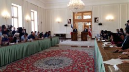Иран приветствует визит главы МИД Франции в Тегеран