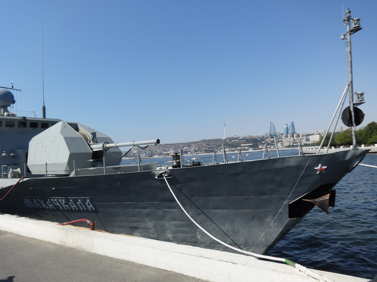 Дружественный визит российских военных кораблей в Азербайджан (ФОТОСЕССИЯ)