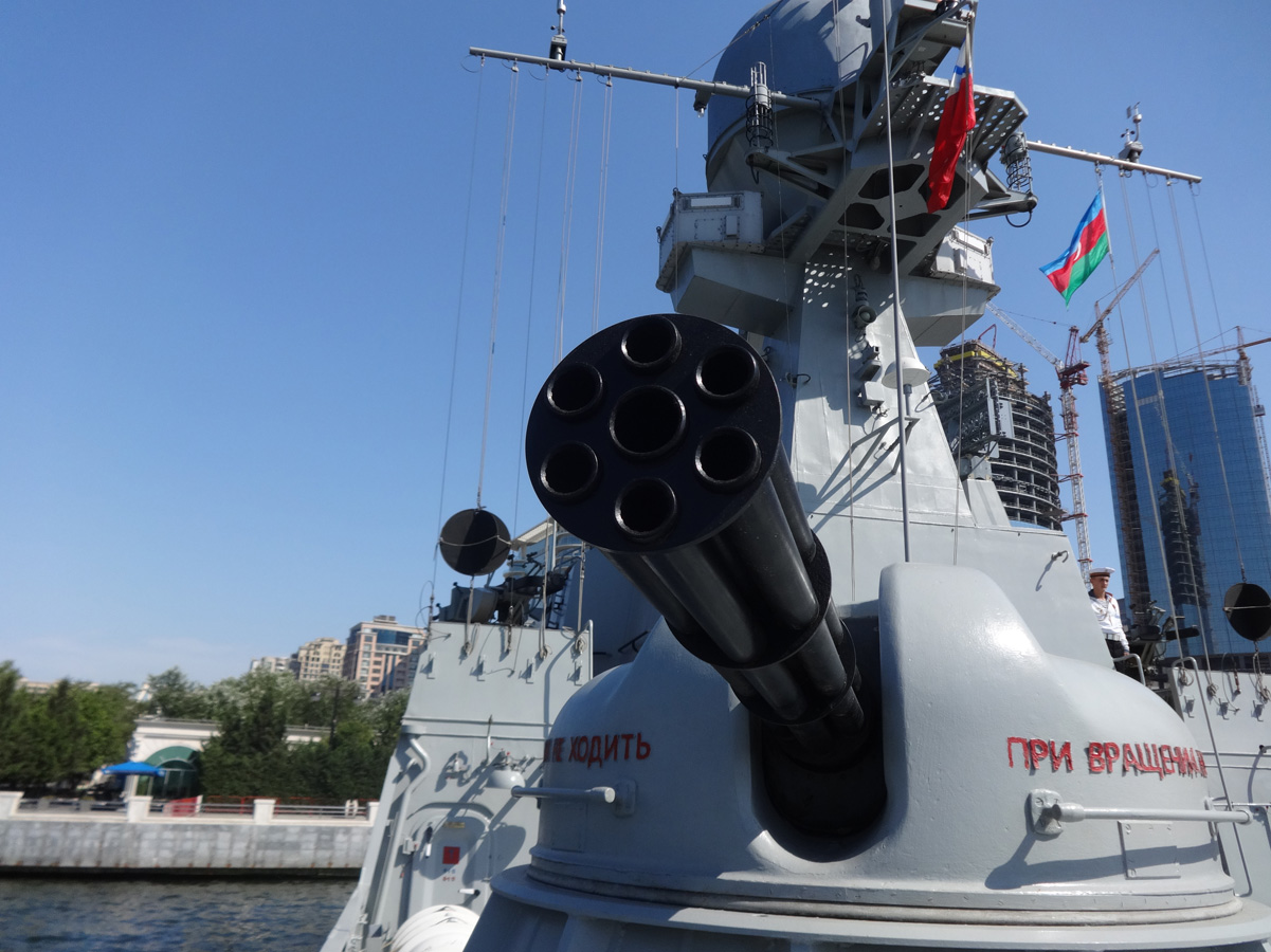 Дружественный визит российских военных кораблей в Азербайджан (ФОТОСЕССИЯ)