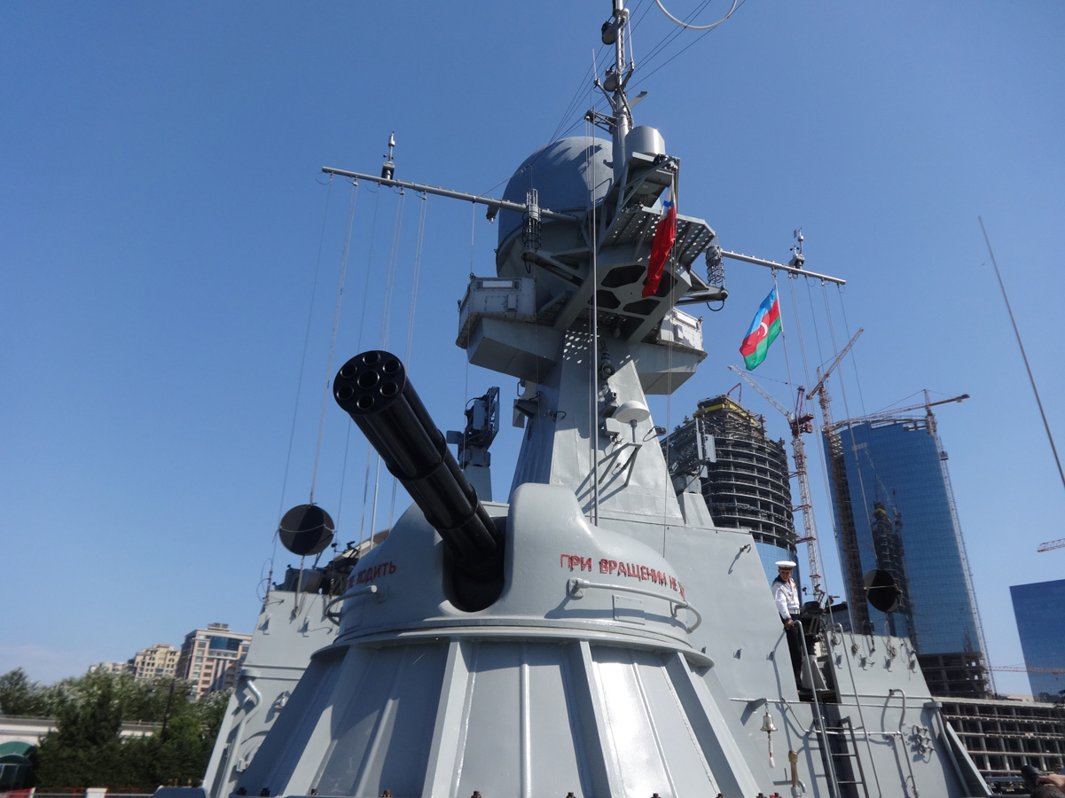 Дружественный визит российских военных кораблей в Азербайджан (ФОТОСЕССИЯ)