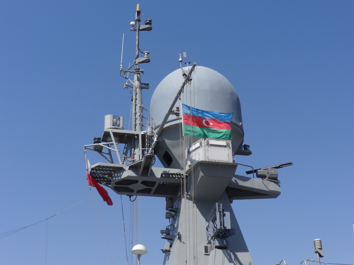 Дружественный визит российских военных кораблей в Азербайджан (ФОТОСЕССИЯ)