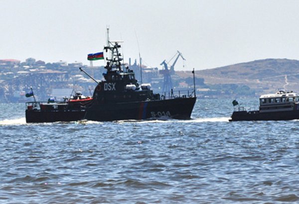 Погранслужба Азербайджана оказала помощь в госпитализации членов иранского и российского сухогрузов