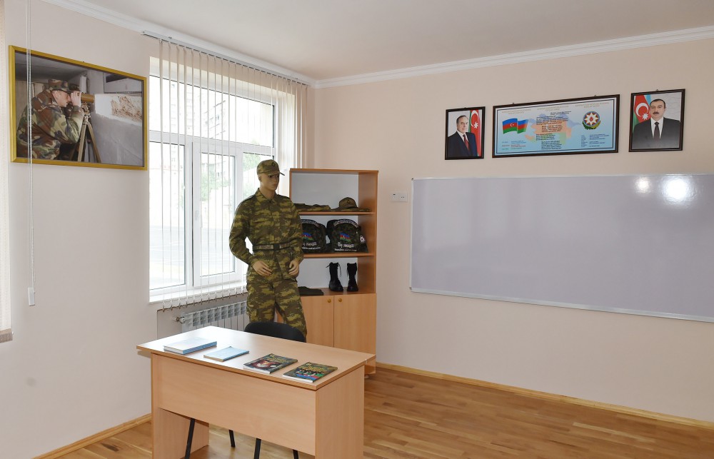 Azerbaijani president reviews one of schools after repair in Baku