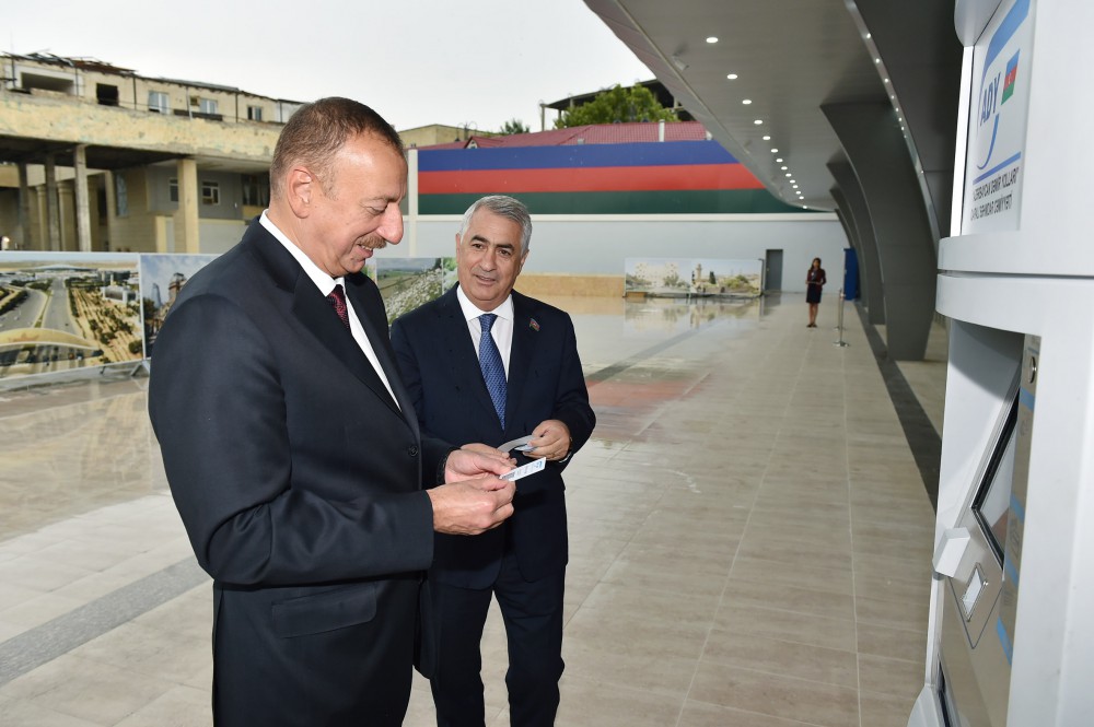 Azerbaijani president attends ceremony to see off first train on Baku-Sumgayit route