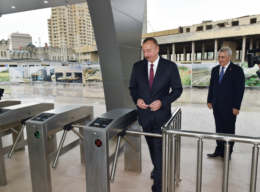 Azerbaijani president attends ceremony to see off first train on Baku-Sumgayit route