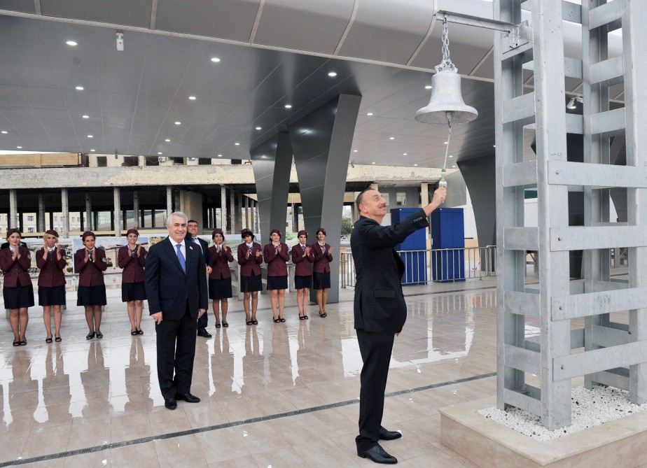 Azerbaijani president attends ceremony to see off first train on Baku-Sumgayit route