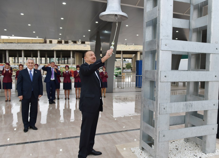 Azerbaijani president attends ceremony to see off first train on Baku-Sumgayit route