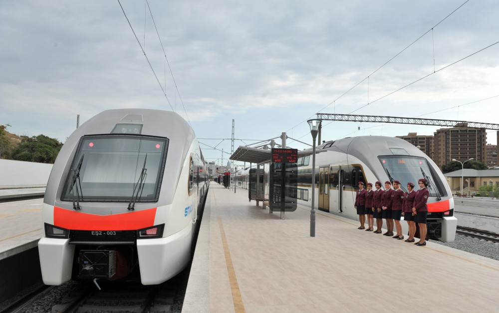 Azerbaijani president attends ceremony to see off first train on Baku-Sumgayit route