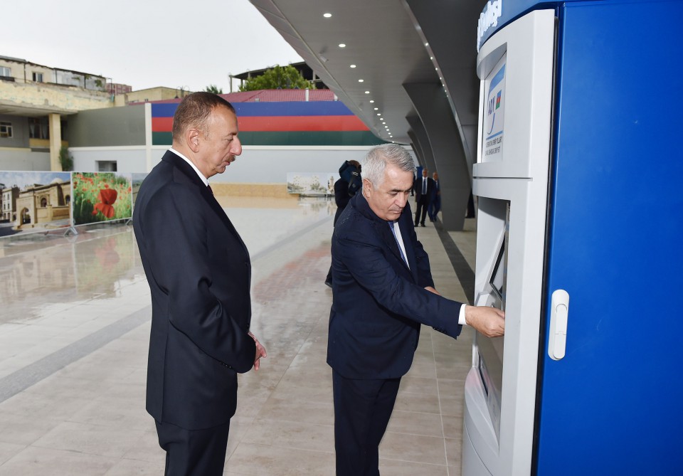 Azerbaijani president attends ceremony to see off first train on Baku-Sumgayit route
