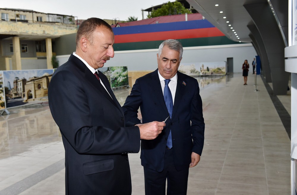 Azerbaijani president attends ceremony to see off first train on Baku-Sumgayit route
