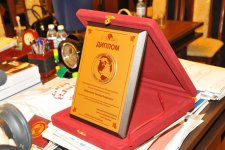 Чингиз Абдуллаев избран почетным членом Международного альянса "Азербайджан-Украина" (ФОТО)
