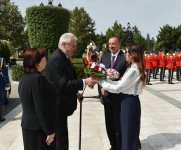 В Баку состоялась церемония официальной встречи Президента Чехии