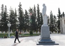 Azerbaijani president arrives in Kurdamir district