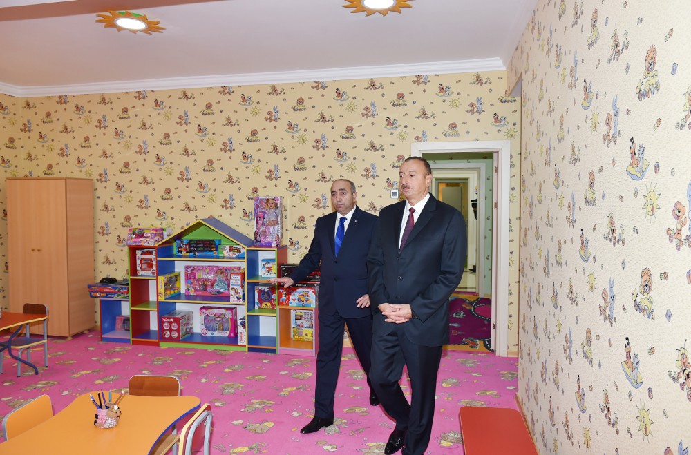 Президент Ильхам Алиев принял участие в открытии яслей-детсада в Кюрдамире