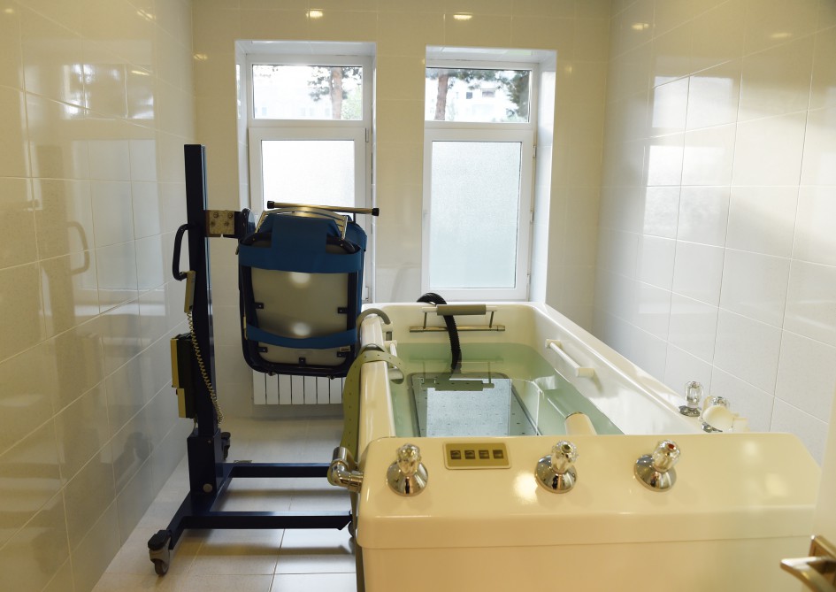 Ilham Aliyev reviews Rehabilitation Center for Disabled after repair in Baku