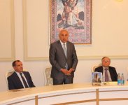 В Баку презентована книга "Девичья башня" (ФОТО)