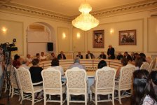В Баку презентована книга "Девичья башня" (ФОТО)