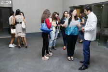 Член Королевского фотографического общества Великобритании открыл в Баку школу (ФОТО)