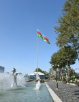 Ilham Aliyev reviews Flag Square in Goychay (PHOTO)