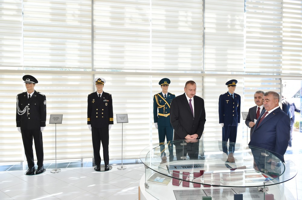 Ilham Aliyev reviews Flag Square in Goychay (PHOTO)