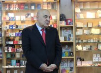 Миниатюрная книга большого писателя: презентация издания Натига Расулзаде (ФОТО)