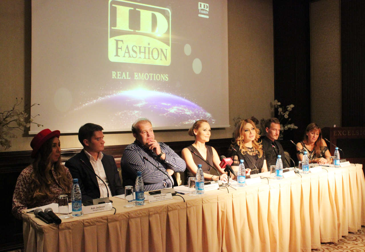 "Baku Fashion Night" объединила дизайнеров из Турции, Азербайджана и Испании (ФОТО)