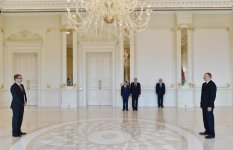 Президент Азербайджана принял верительные грамоты послов ОАЭ и Швейцарии (ФОТО)