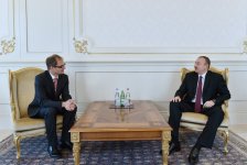 Президент Азербайджана принял верительные грамоты послов ОАЭ и Швейцарии (ФОТО)