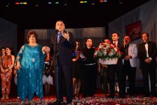Афаг Баширгызы сыграла свадьбу для поклонников (ФОТО)