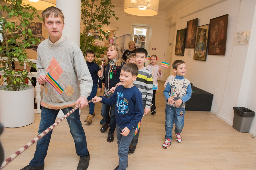 По инициативе вице-президента Фонда Гейдара Алиева Лейлы Алиевой российское представительство Фонда приняло участие в акции «Солнечный день»