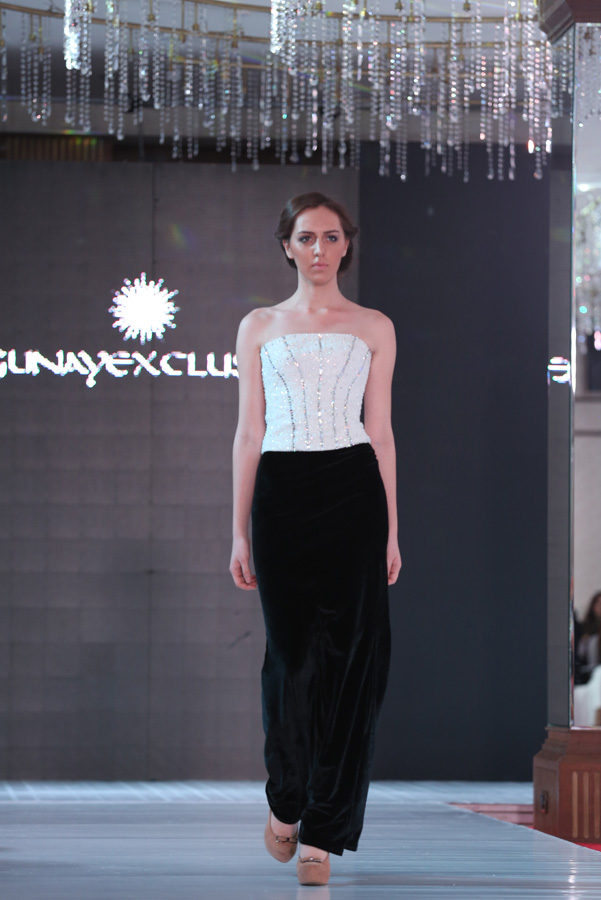 Свадебные и вечерние платья - "Baku Fashion Night 2015" (ФОТО)