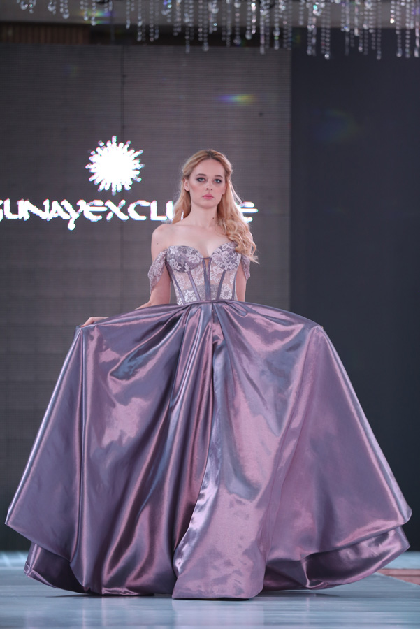 Свадебные и вечерние платья - "Baku Fashion Night 2015" (ФОТО)