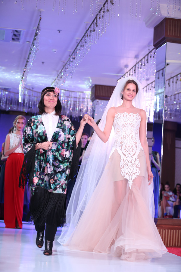 Свадебные и вечерние платья - "Baku Fashion Night 2015" (ФОТО)