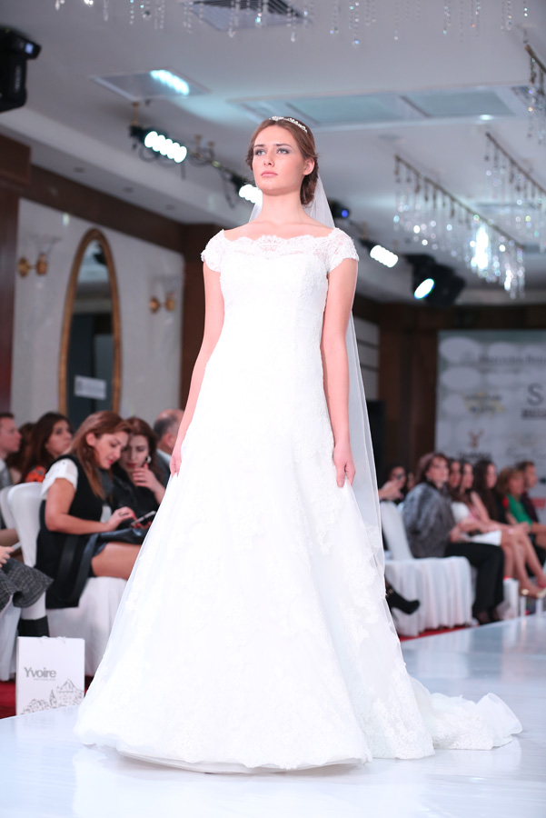Свадебные и вечерние платья - "Baku Fashion Night 2015" (ФОТО)