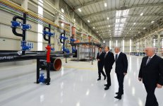 Президент Ильхам Алиев принял участие в открытии завода технического оборудования в Сумгайыте