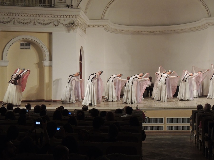 Мастерство, грациозность и красота азербайджанского танцевального искусства  (ФОТО)