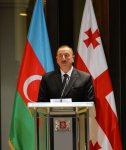В Тбилиси был дан официальный обед в честь Президента Ильхама Алиева