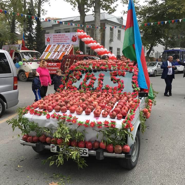 В Азербайджане прошел потрясающий юбилейный Фестиваль граната (ФОТО)