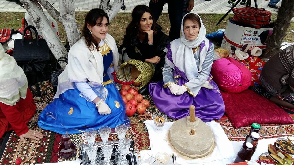 В Азербайджане прошел потрясающий юбилейный Фестиваль граната (ФОТО)